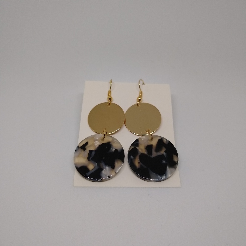 New Ivonne Destination Black Hanging Earrings